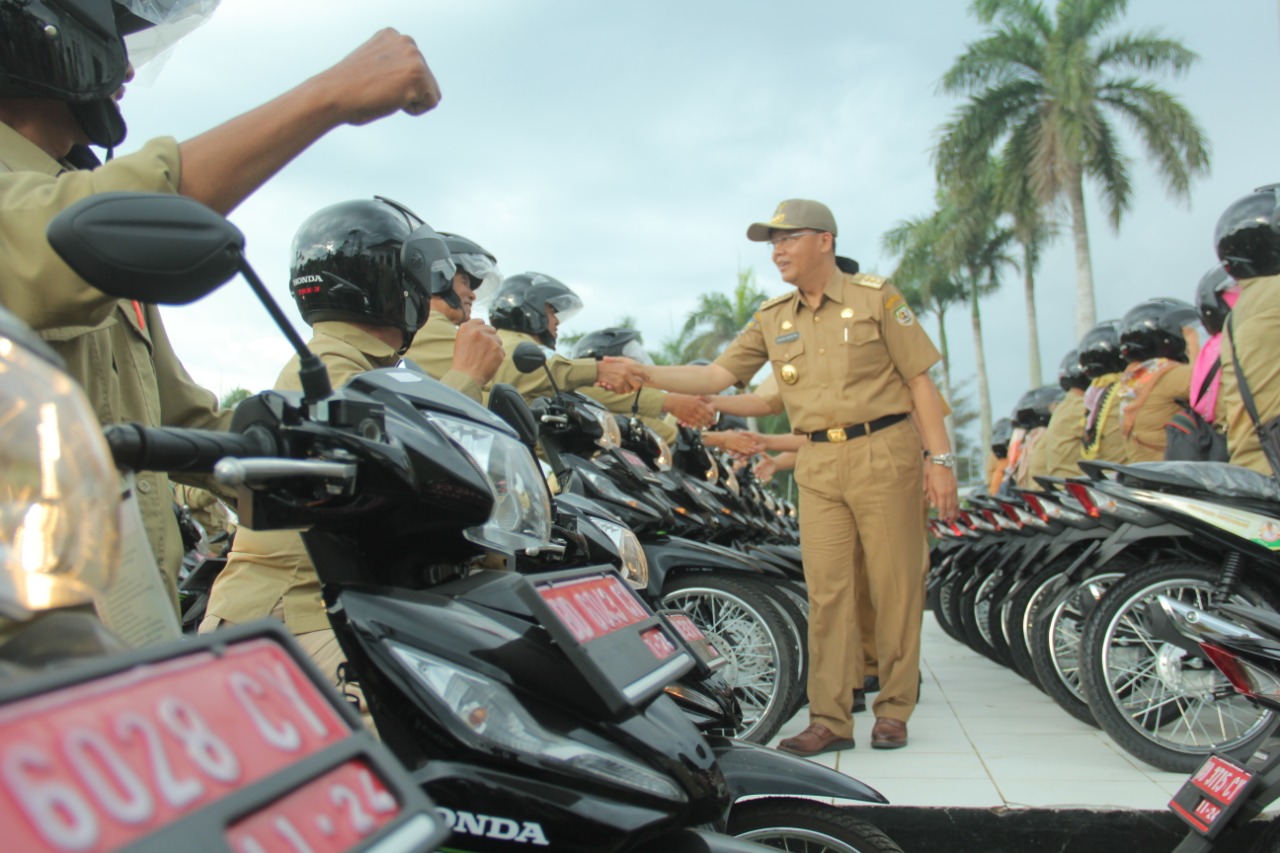 Sebanyak 123 Tenaga PPL Menerima Kendaaraan Operasianal dari Gubernur Bengkulu
