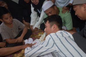 Defri LIDA Pulang Kampung Berikan Penghormatan Terakhir kepada Sang Adek