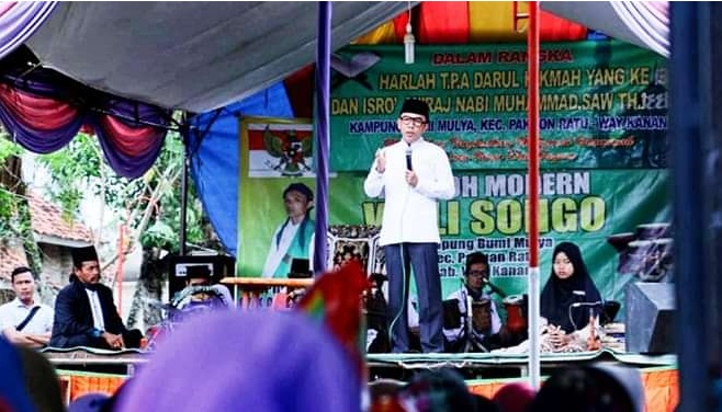 Bupati Way Kanan Hadiri Pengajian dan Harlah TPA Darrul Khikmah