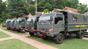 Truk Batalyon Siap Menjemput Anggota Satgas
