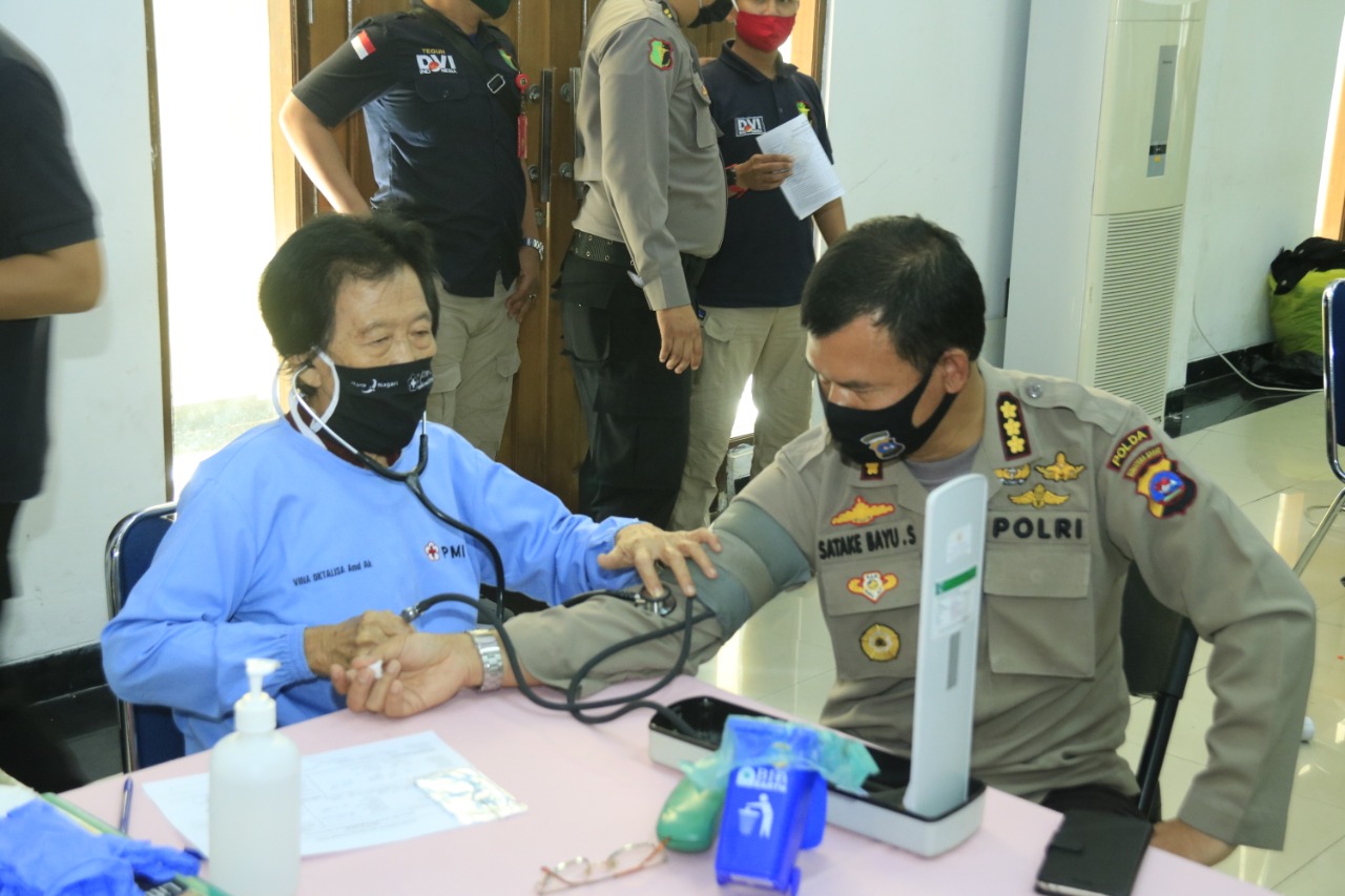Peringati Hari Bhayangkara ke 74, Polda Sumbar Gelar Donor Darah