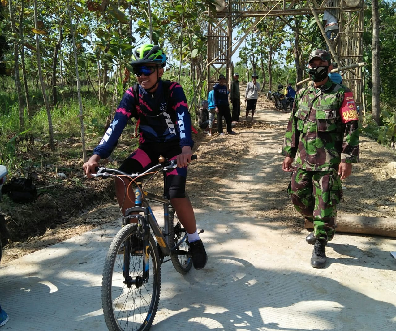 Goweser Wirosari coba Lintasi Jalan Mulus Karya TMMD