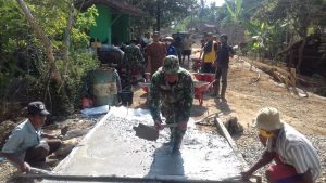 SATGAS TMMD KODIM 0708 PURWOREJO DAN WARGA SEMAKIN SOLID