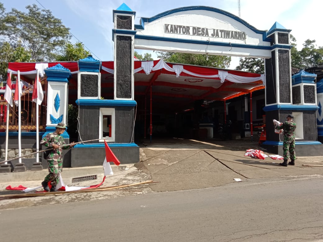 Resmi Ditutup TMMD Reguler Ke-109, Anggota Koramil Lepasi Umbul – Umbul