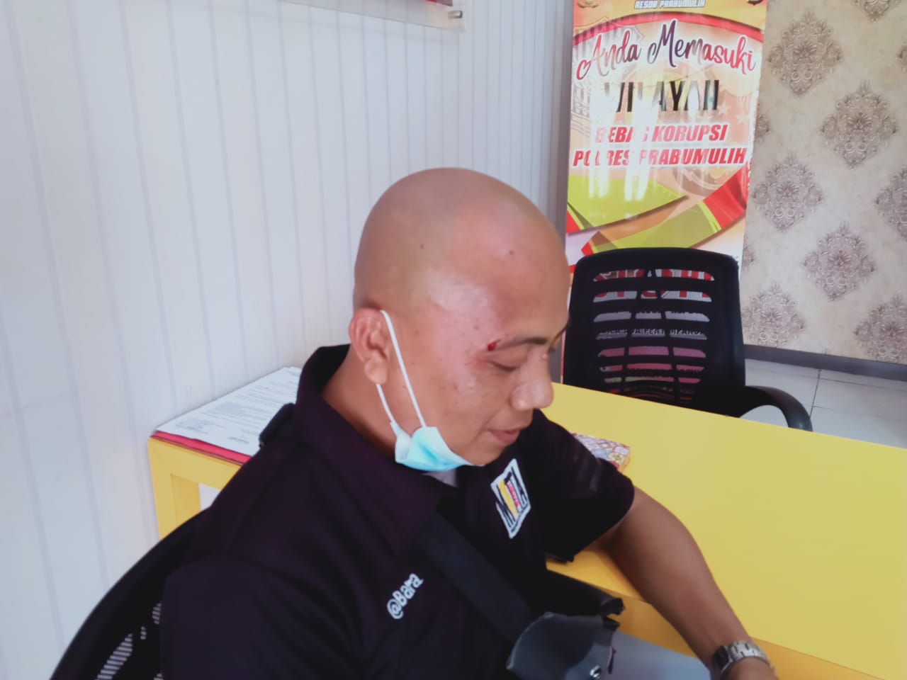 Diduga Tak Senang Ditegur, Pengunjung Dinas PUPR Prabumulih Aniaya Wartawan