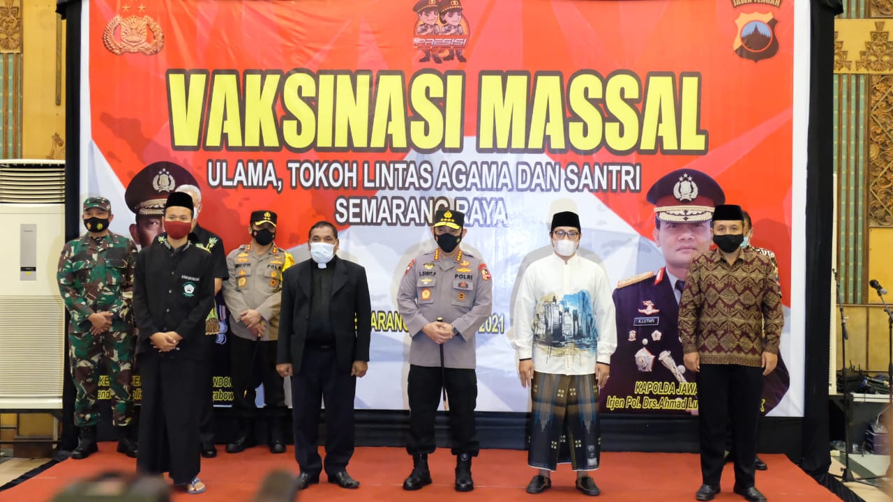 Curhat Warga ke Kapolri Setelah Divaksin, Kami Senang dan Antusias Setelah Menunggu Setahun