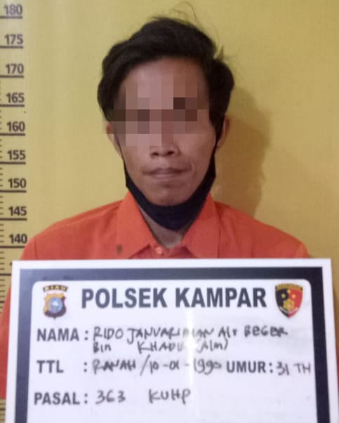 Pelaku Pencurian di Toko Shezan Dunia Anak Desa Ranah Baru Kampar Diringkus Polisi