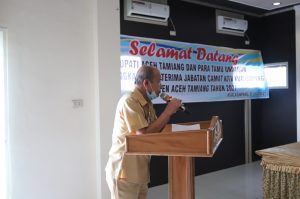 Bupati Mursil  Saksikan Sertijab Camat Kota