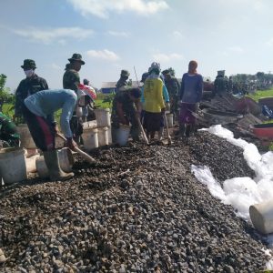 Dikeroyok TNI Dan Warga, Batu Koral Yang Tadinya Menggunung kini Jadi Hamparan