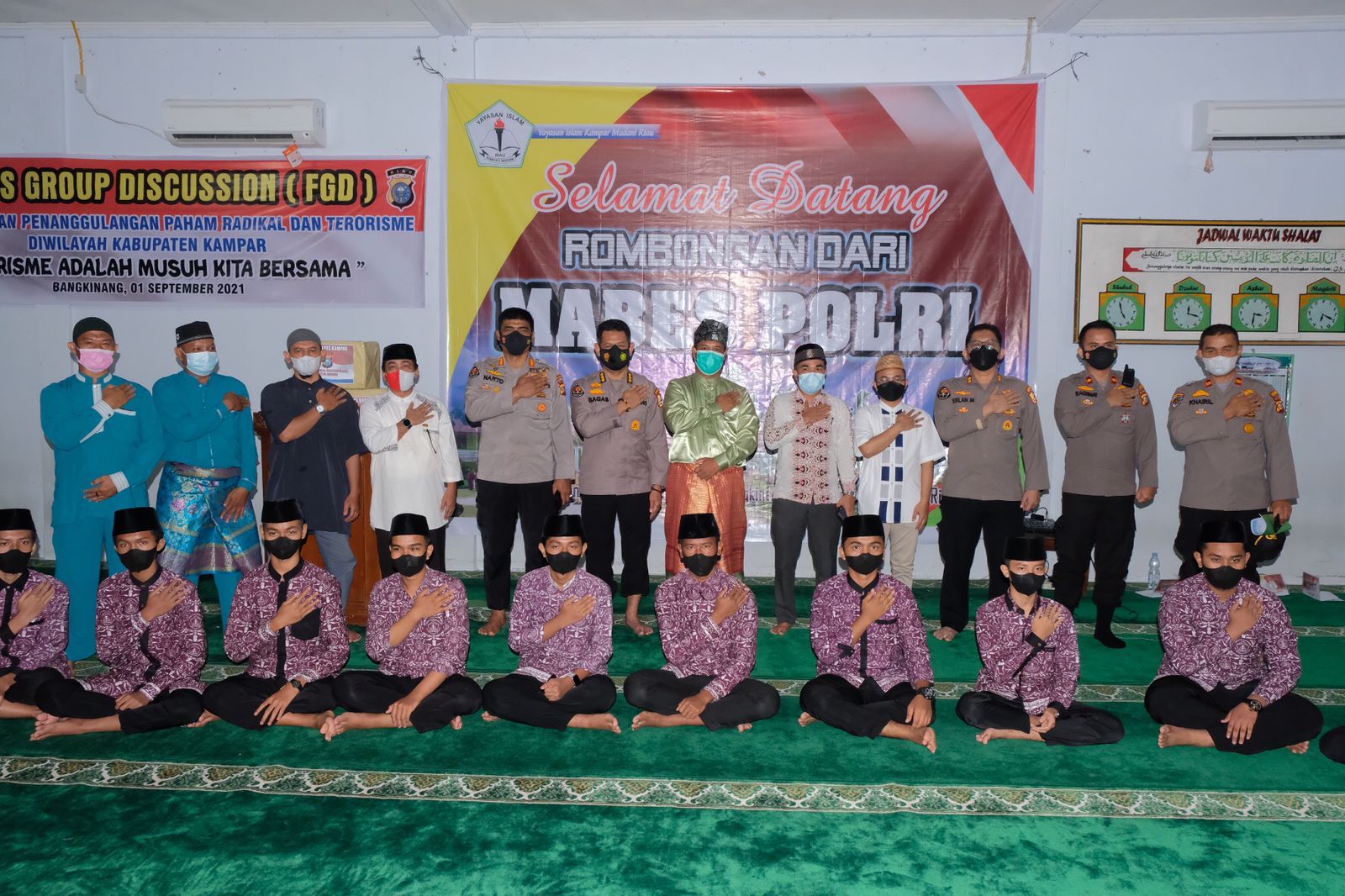 Divhumas Polri Tinjau Langsung Sosialisasi “Terorisme Musuh Bersama” Di Ponpes Al Islam Madani Kampar