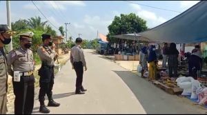 Sesuai Intruksi Mendagri Nomor 32 Tahun 2019, Polsek Pangkalan Kuras Penling ke Pasar Sesuai Intruksi Mendagri Nomor 32 Tahun 2019, Polsek Pangkalan Kuras Penling ke Pasar