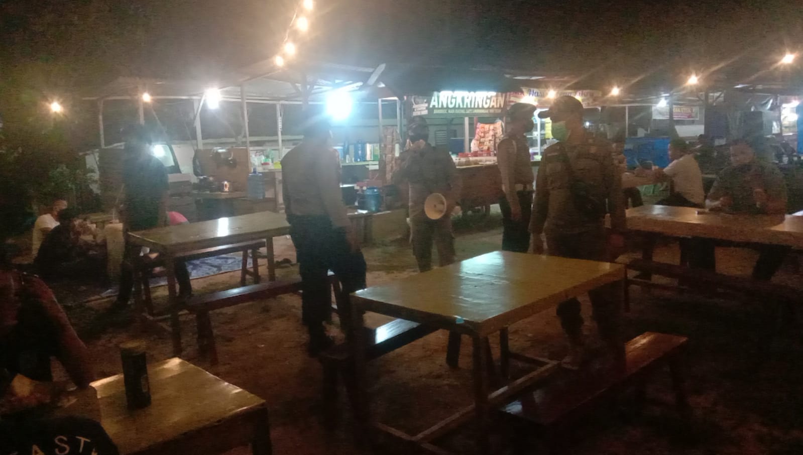 Polsek Pangkalan Kuras Operasi Yustisi di Tempat Keramaian Kelurahan Sorek Satu