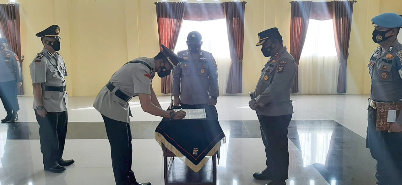 AKP Sudiyanto Hari ini Resmi Jabat Kapolsek XIII Koto Kampar Gantikan AKP Budi Rahmadi
