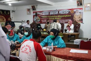 Gerai Vaksin Presisi Polres Bukittinggi Lakukan Vaksin Krpada Pelajat SMA N 2 Bukittinggi