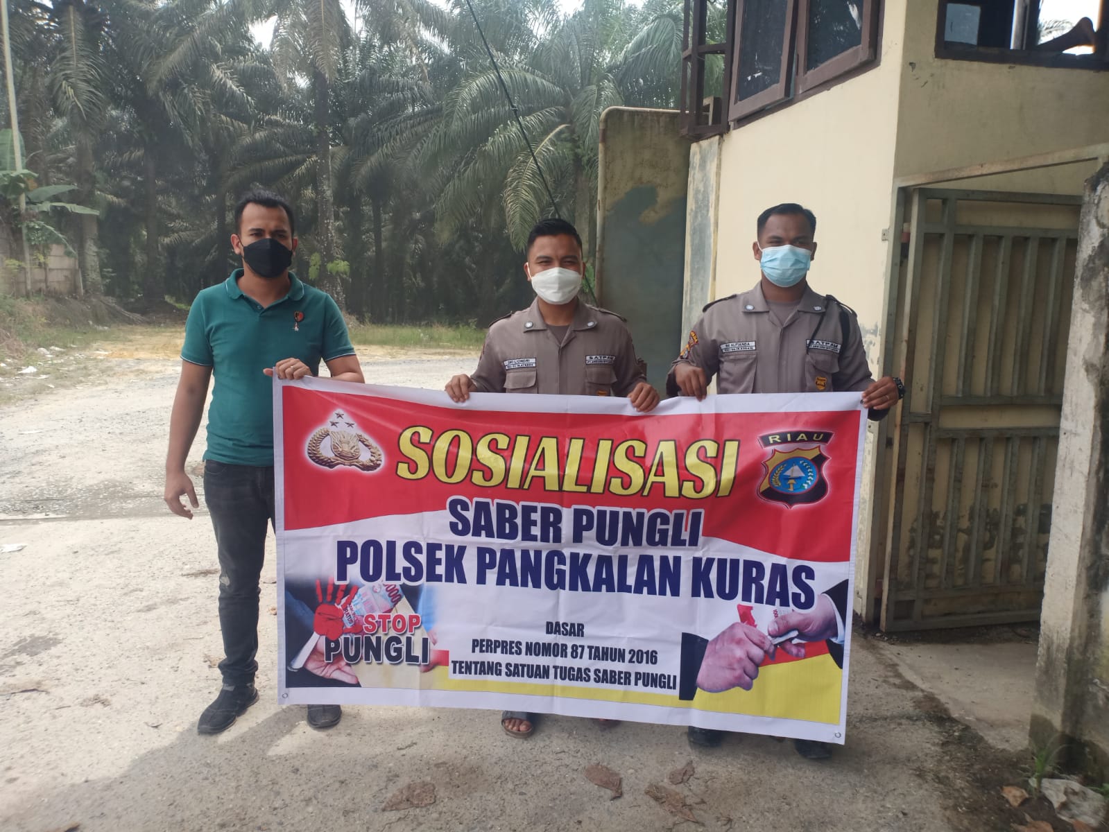 Polsek Pangkalan Kuras Sosialisasi Saber Pungli ke Petugas Keamanan