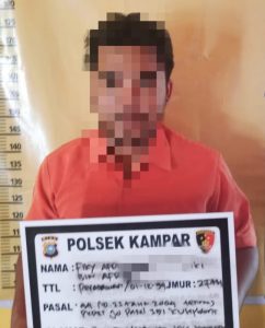 Emosi Dengan Sikap Ayahnya, Pria ini Lakukan Penganiayaan dan Dilaporkan ke Polsek Kampar Emosi Dengan Sikap Ayahnya, Pria ini Lakukan Penganiayaan dan Dilaporkan ke Polsek Kampar