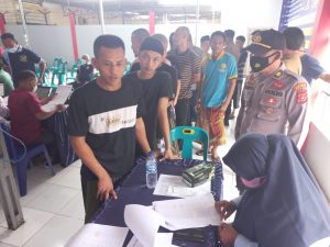 Kapolsek Karang Baru Lakukan Kunjungan Ke Lapas Kls IIB KSP Kp Dalam  Kec Karang Baru , Dalam Rangka Vaksinasi