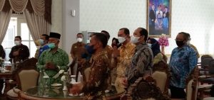Plaju Ulu Raih Penghargaan Program Kampung Iklim Plaju Ulu Raih Penghargaan Program Kampung Iklim