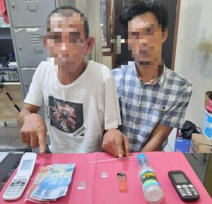 Resnarkoba Polres Kampar Tangkap DPO dan Pengedar Shabu Di Desa Kemang Indah Tambang Resnarkoba Polres Kampar Tangkap DPO dan Pengedar Shabu Di Desa Kemang Indah Tambang