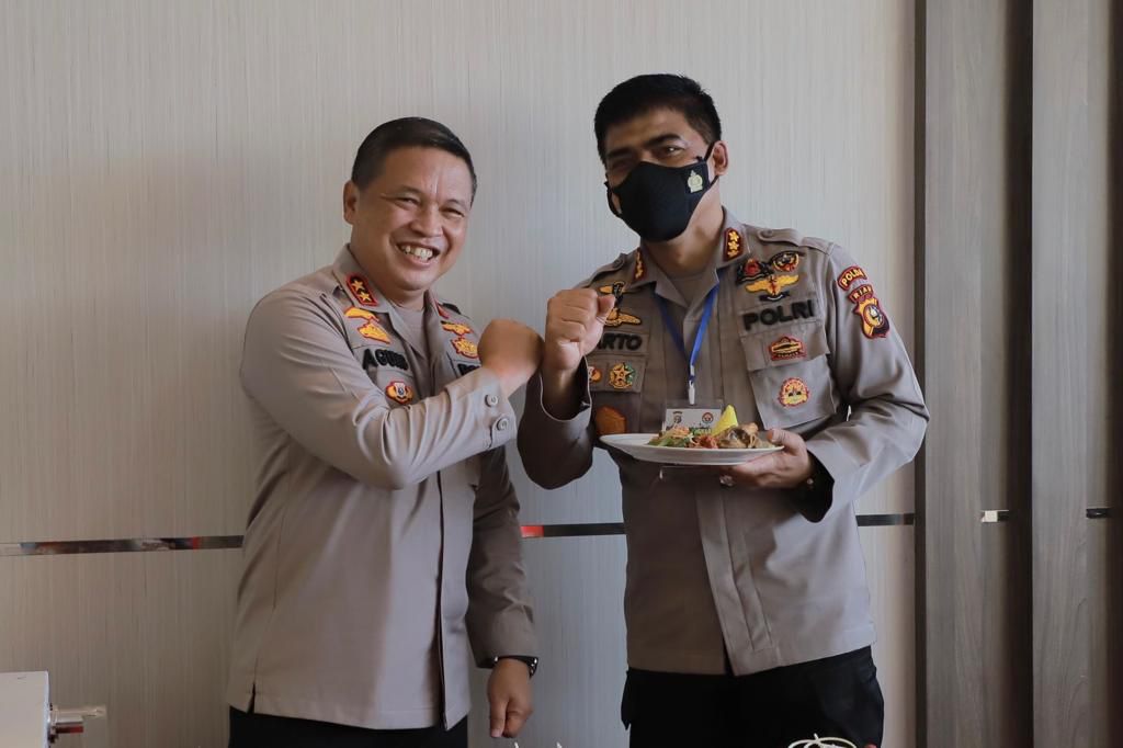 Hadiri HUT Ke-70 Humas Polri, Kapolda Riau : Terus Berkarya dan Tingkatkan Kualitas