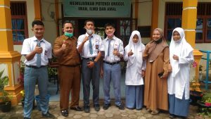 SMAN 2 Percontohan Lakukan Vaksin Pelajar Tahap – 2 SMAN 2 Percontohan Lakukan Vaksin Pelajar Tahap – 2