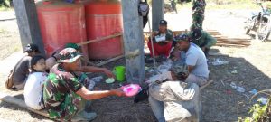 Satgas TMMD Kodimn 1004/Kotabaru Makan Siang Bersama Warga