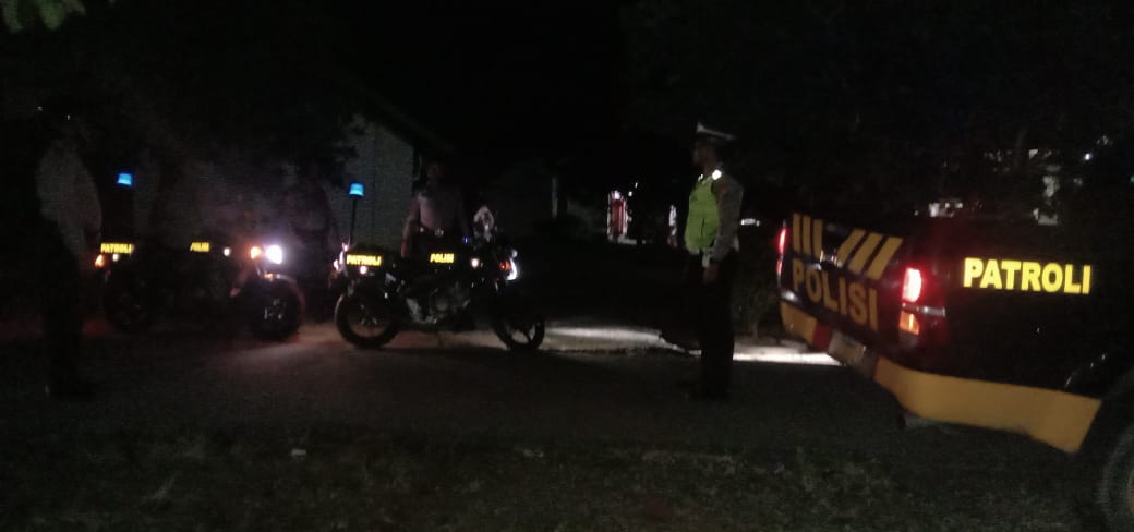 Cegah Kriminalitas, Personil Polsek Pangkalan Kuras Lakukan Patroli Pada Jam Rawan