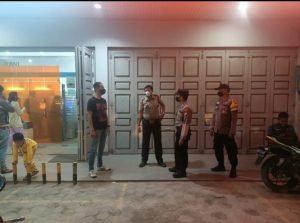 Antisipasi Bentuk Kejahatan, Polsek Pangkalan Kerinci Lakukan Patroli Malam Hari
