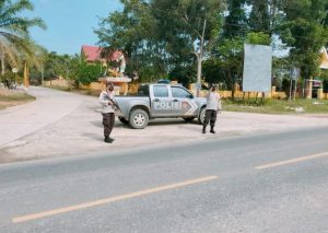 Polsek Pangkalan Lesung laksanakan Gatur Lalin di Lokasi Rawan Kecelakaan Polsek Pangkalan Lesung laksanakan Gatur Lalin di Lokasi Rawan Kecelakaan