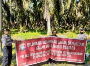 Ka. SPK III Polsek Bandar Sei Kijang Pimpin Patroli Pencegahan Karhutla Ka. SPK III Polsek Bandar Sei Kijang Pimpin Patroli Pencegahan Karhutla