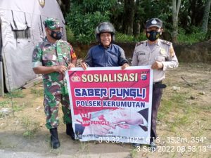 Polsek Kerumutan Sosialisasikan Saber Pungli ke Masyarakat