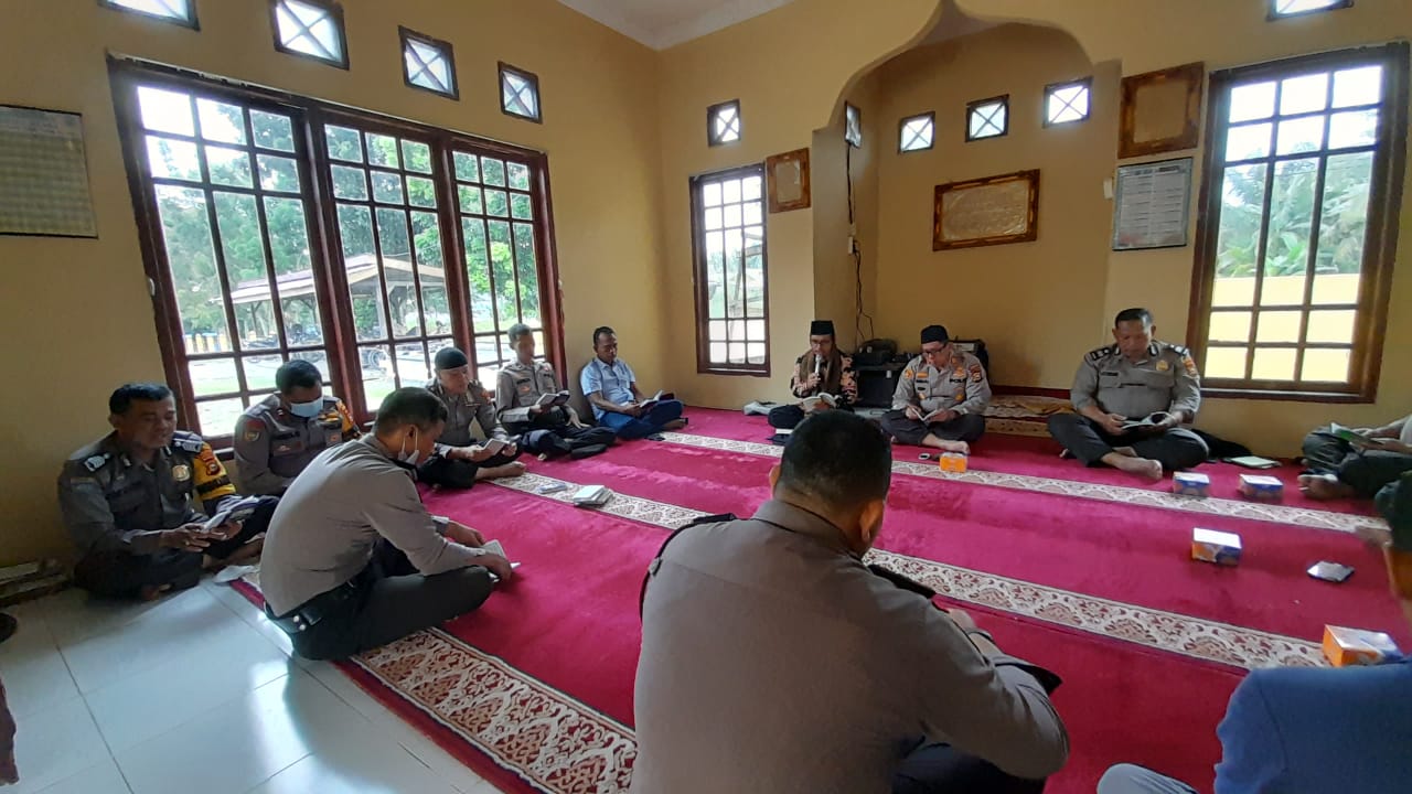 Tingkatkan Keimanan dan Ketaqwaan Personil, Polsek Siak Hulu Laksanakan Binrohtal