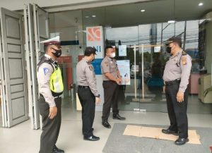 Sasar Perbankan, Polsek Pangkalan Kerinci Gelar Patroli Antisipasi Kejahatan