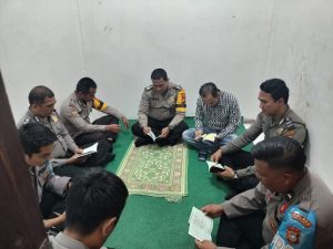Giat Pembinaan Rohani dan Mental Polsek Pangkalan Lesung