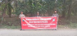 Edukasi Masyarakat, Polsek Teluk Meranti Sosialisasikan Karhutla