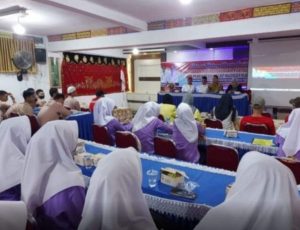 PemKo Bukittinggi Melalui Kesbangpol Sosialisasikan P4GN Kepada Pelajar Tingkat SMA Se-derajat