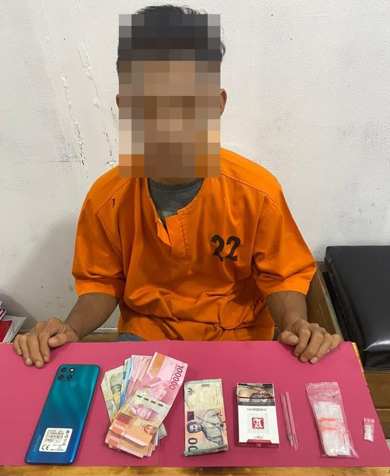 Seorang Pria Pemasok Narkoba di Wilayah Kecamatan Bandar Petalangan Pelalawan di Tangkap Polisi