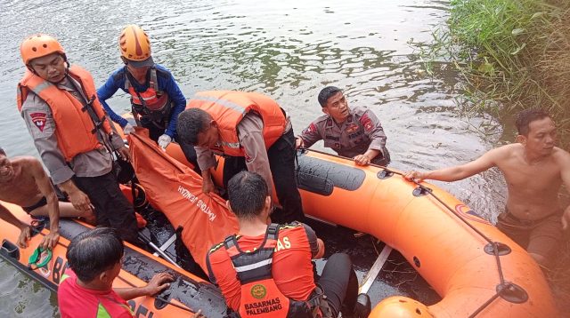 Tim SAR Gabungan Temukan Jasad Pelajar Yang Tenggelam Di Bendungan Watervang