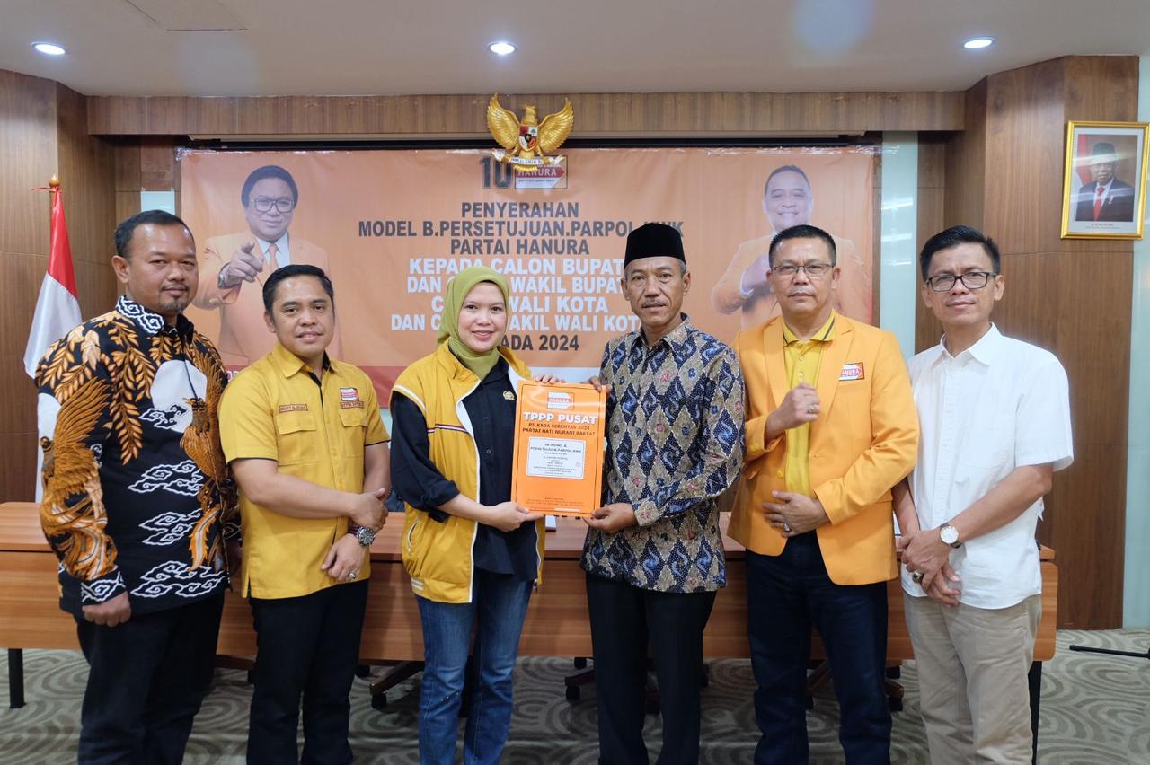 Pasangan JADI Terima B1KWK Dari Partai Hanura