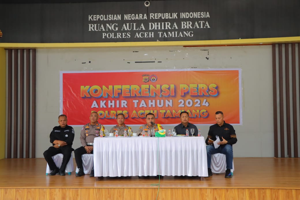 Akhir Tahun 2024 Polres Aceh Tamiang Adakan Konferensi Pers