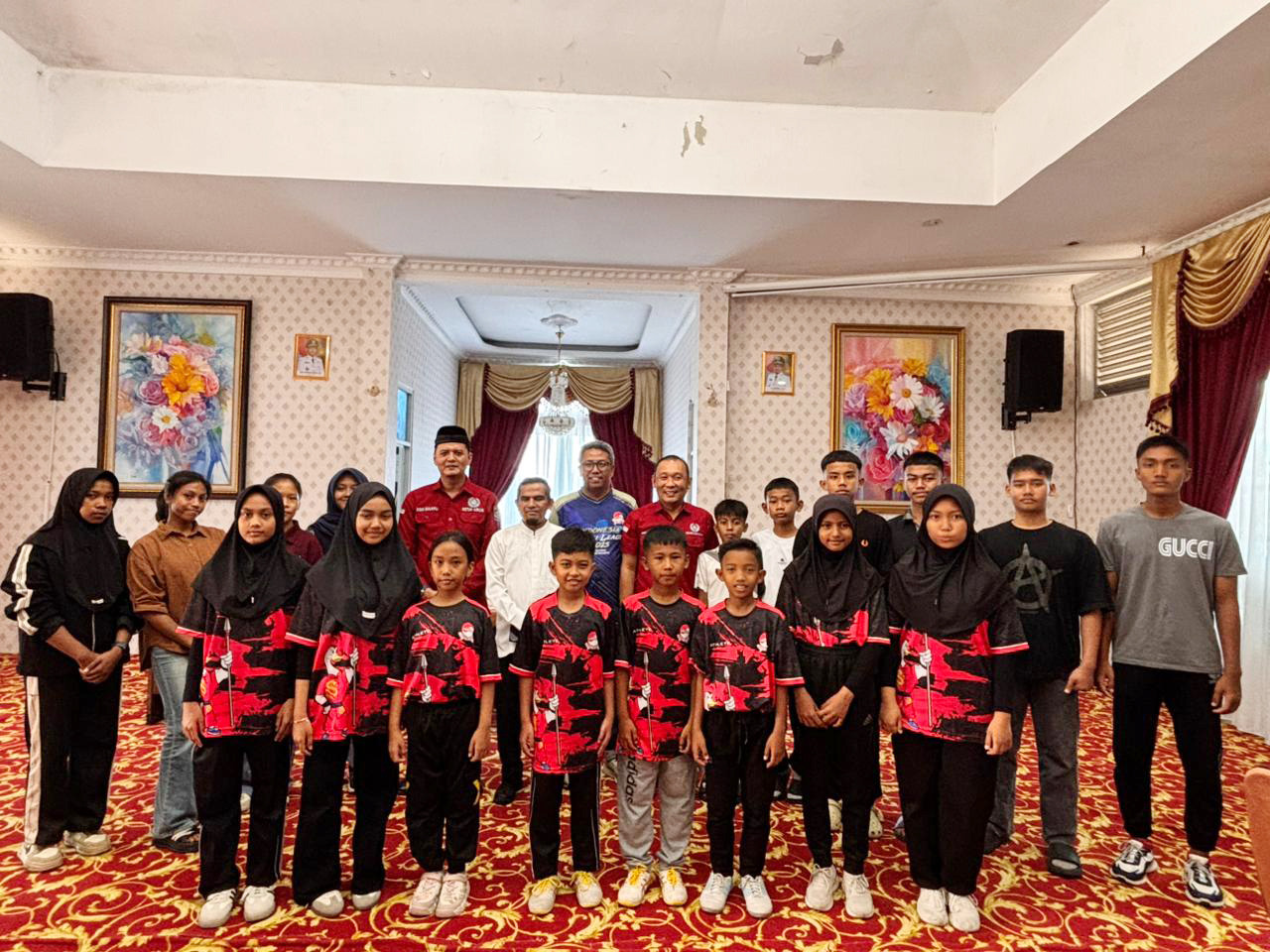 Wakil Bupati Solok Lepas Atlet Wushu Kabupaten Solok Menuju Kejuaraan Tingkat Provinsi 