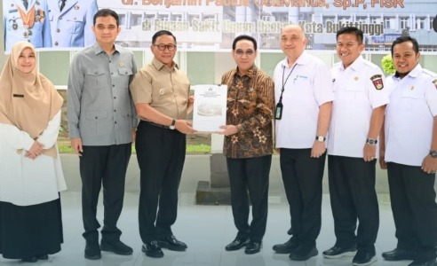 Wamenkes Tinjau RSUD Bukittinggi, Wako Ramlan Ajukan Bantuan Alkes Rp44 Miliar