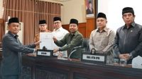 Pemko dan DPRD Bukittinggi Sepakati Perubahan KUA-PPAS APBD 2026, Fokus Perkuat Program Prioritas Daerah Pemko dan DPRD Bukittinggi Sepakati Perubahan KUA-PPAS APBD 2026, Fokus Perkuat Program Prioritas Daerah