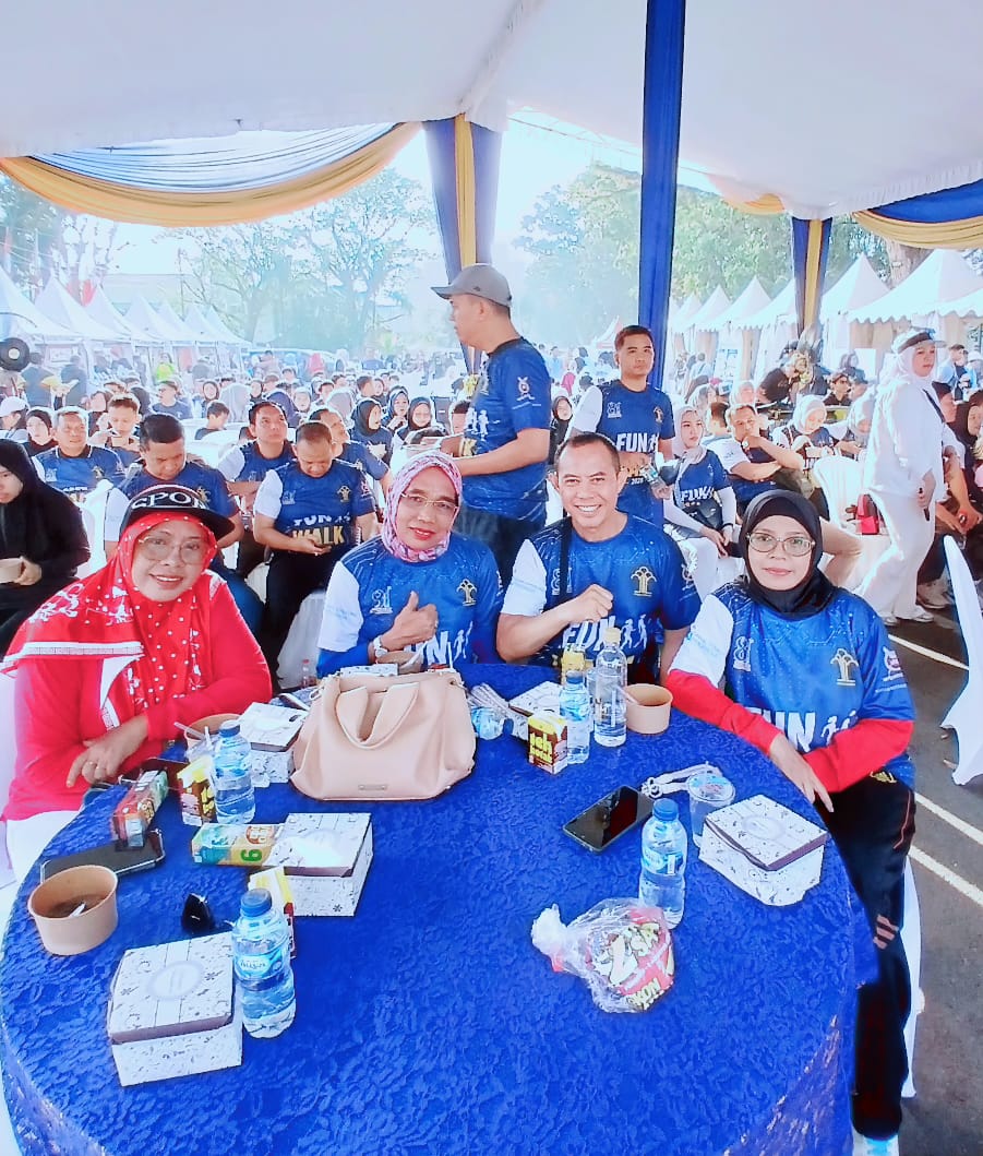 Peringati Hari Pengayoman ke-81, Eva de Russel dan Ade Rupawan Wakili IARMI Sumsel Ikuti Jalan Sehat Kementerian Hukum