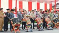Ribuan Pelajar Semarakkan HUT ke-81 RI, Pawai Alegoris Meriahkan Kota Bukittinggi