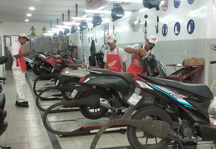 Gebyar Kejutan AHASS, Astra Motor Sumsel Apresiasi Konsumen yang Rutin Merawat Motor
