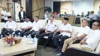 Pemko Bukittinggi Salurkan Donasi untuk Korban Gempa NTT, Siapkan BKK Rp500 Juta Pemko Bukittinggi Salurkan Donasi untuk Korban Gempa NTT, Siapkan BKK Rp500 Juta