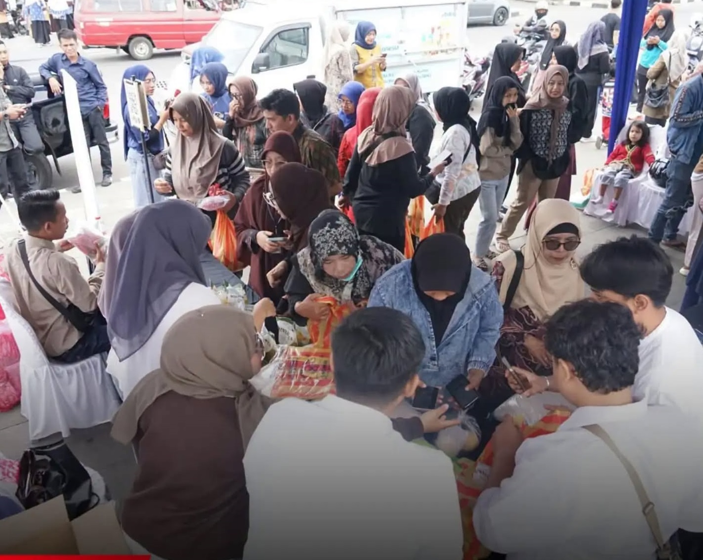 Pemko Bukittinggi Bersama BI dan Bulog Gelar Gerakan Pangan Murah