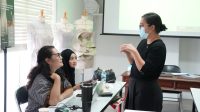 Perkuat Ekonomi Kreatif Bidang Fashion, PT Pelindo Sinergi Lokaseva Bekali UMK Binaan melalui FASH-UP LOCAL Perkuat Ekonomi Kreatif Bidang Fashion, PT Pelindo Sinergi Lokaseva Bekali UMK Binaan melalui FASH-UP LOCAL