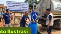 Warga Dusun II Desa Sukamaju Menjerit Kekeringan, Humas Seismik 3D Peony PT. BGP Turun Tangan Berikan Air Bersih Warga Dusun II Desa Sukamaju Menjerit Kekeringan, Humas Seismik 3D Peony PT. BGP Turun Tangan Berikan Air Bersih